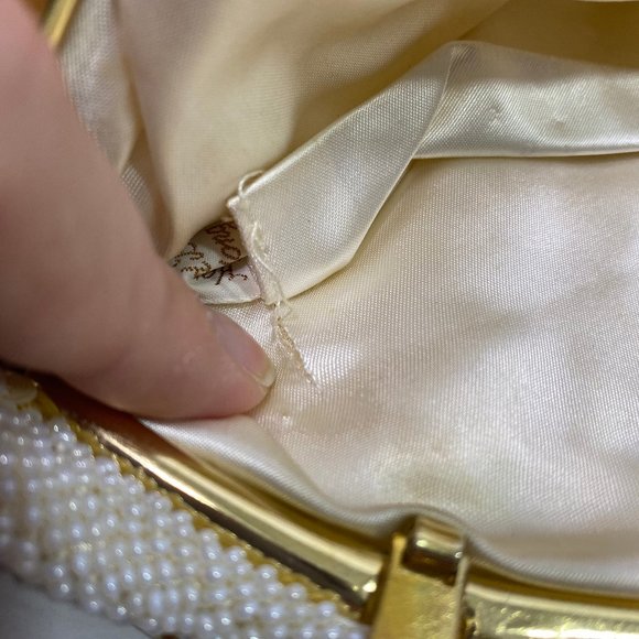 Ivory Hand Beaded Clutch Purse Wristlet - Picture 6 of 10